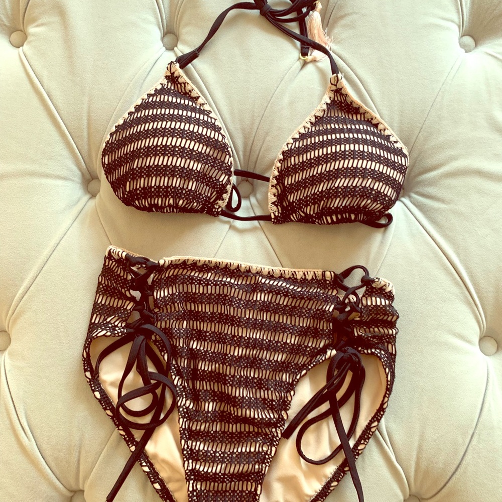 High waisted black and nude bikini